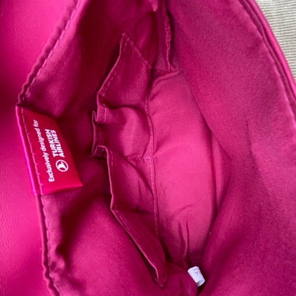 Salvatore Ferragamo Travel Pouch New without tags - Picture 3 of 6